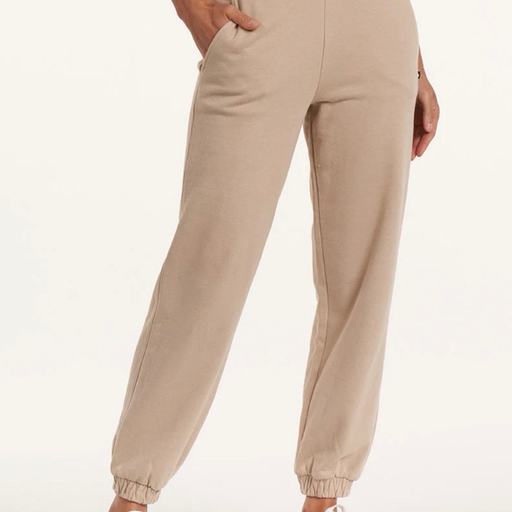 Thrive Societe Cloud Trapunto Stitch Jogger | Oatmilk | XS